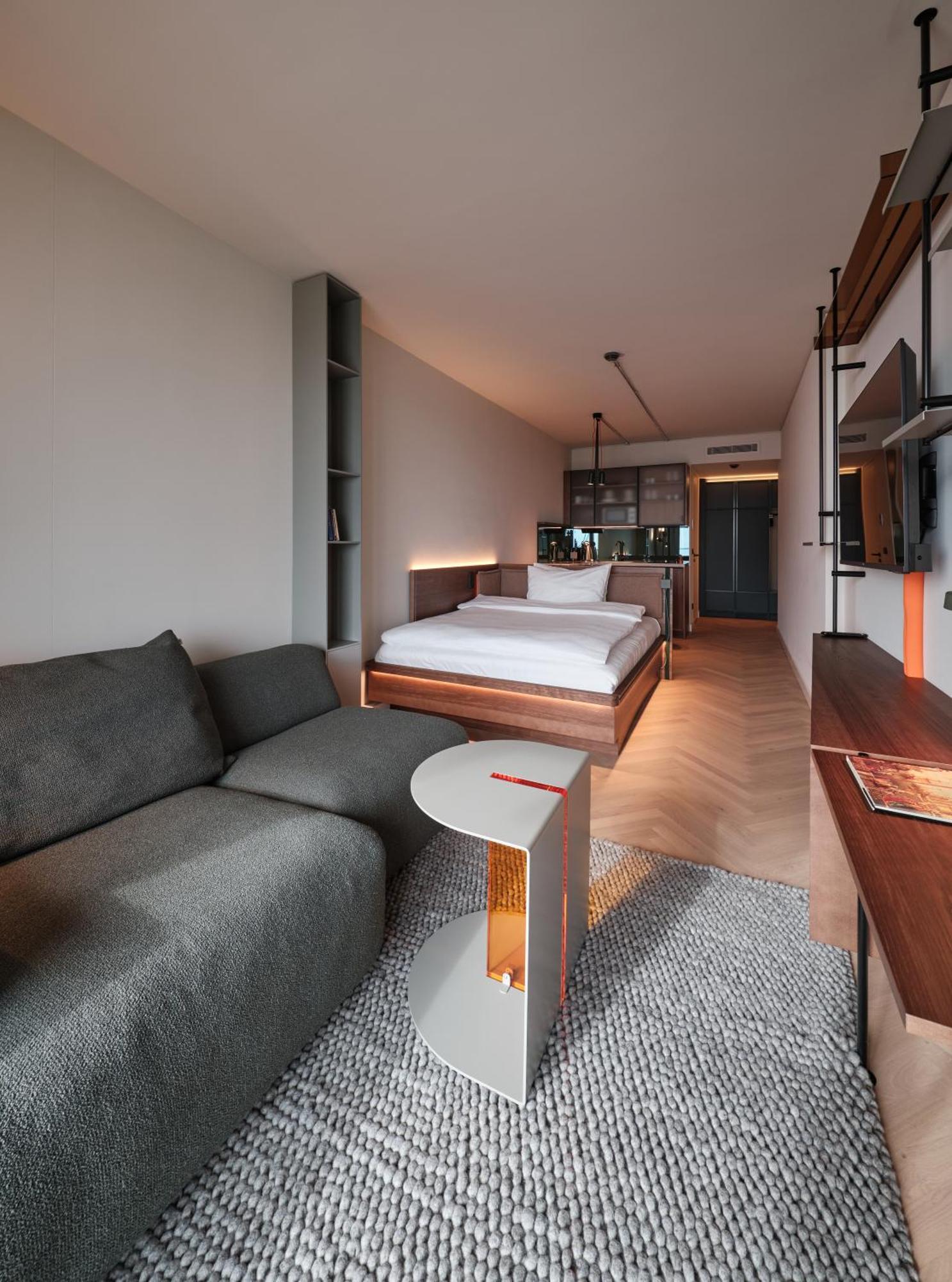 The Zipper Hotel Und Apartments Дюссельдорф Экстерьер фото